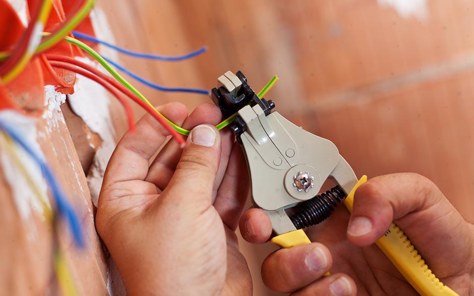 électricien de maintenance Verneuil-l'Étang